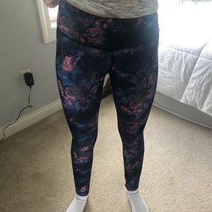 Lulu lemon leggings